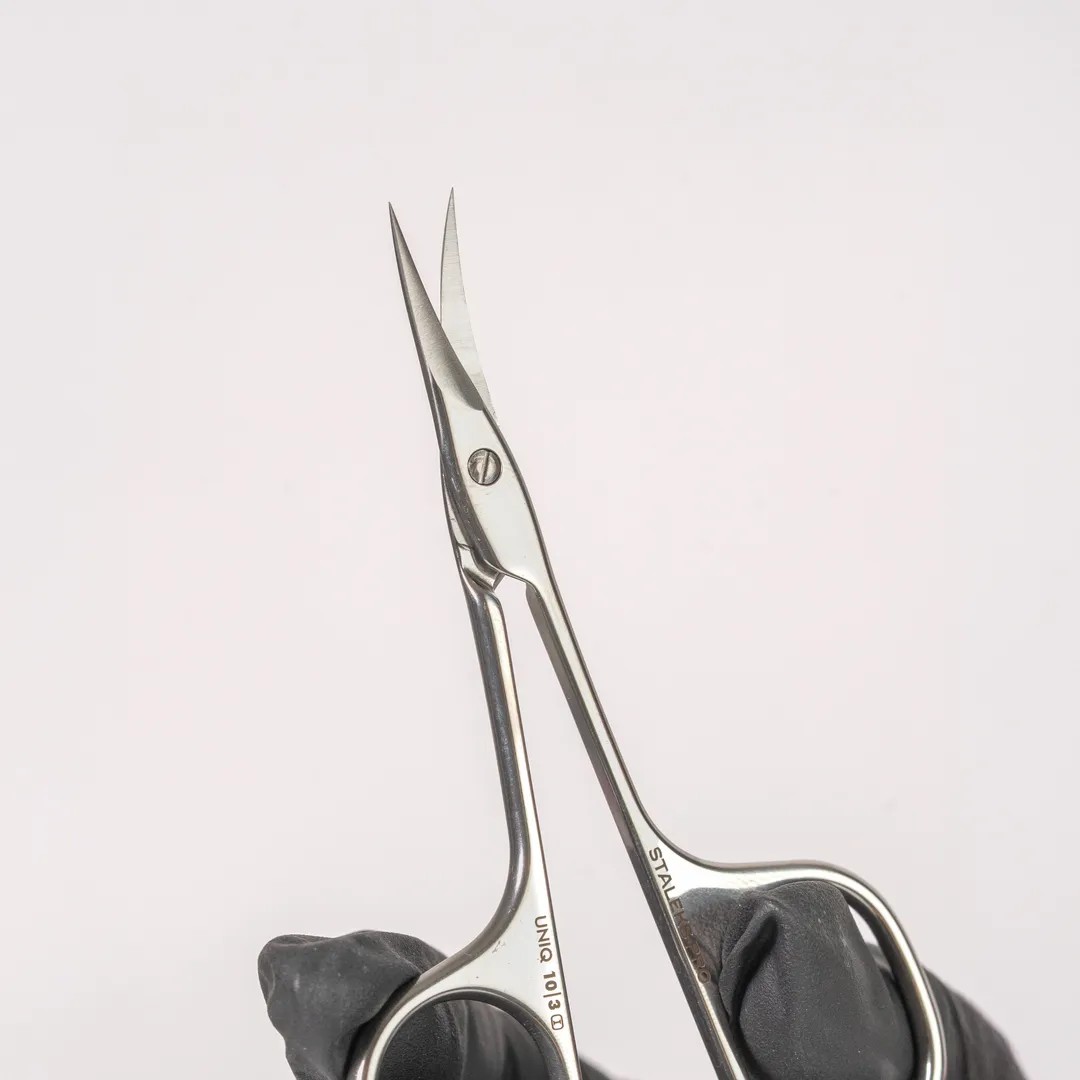 TIJERAS PROFESIONALES DE CUTÍCULA UNIQ BALLERINA