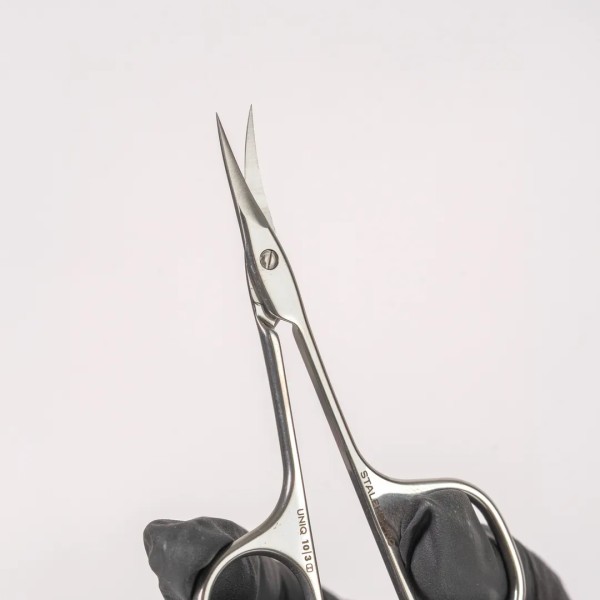 TIJERAS PROFESIONALES DE CUTÍCULA UNIQ BALLERINA