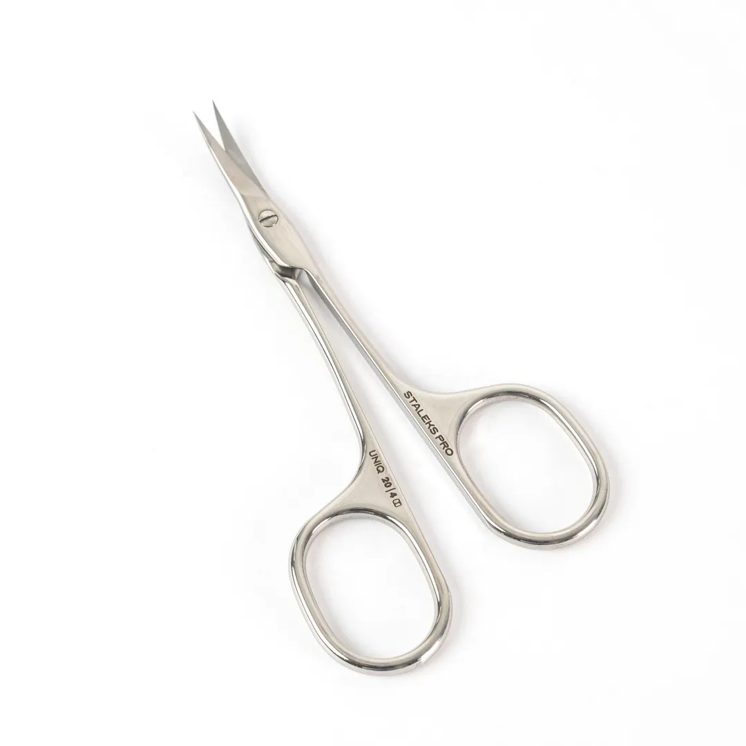 TIJERAS PROFESIONALES DE CUTÍCULA UNIQ ASYMÉTRICA